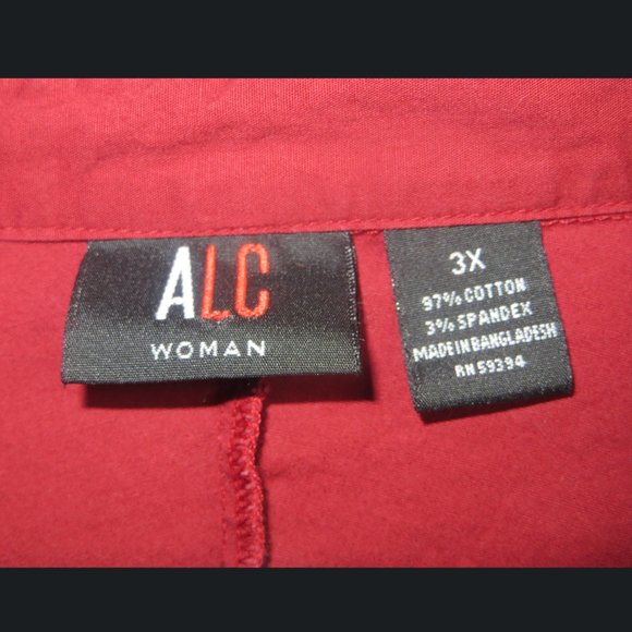 ALC Button Down with figure shaping pleated darts - Picture 4 of 4